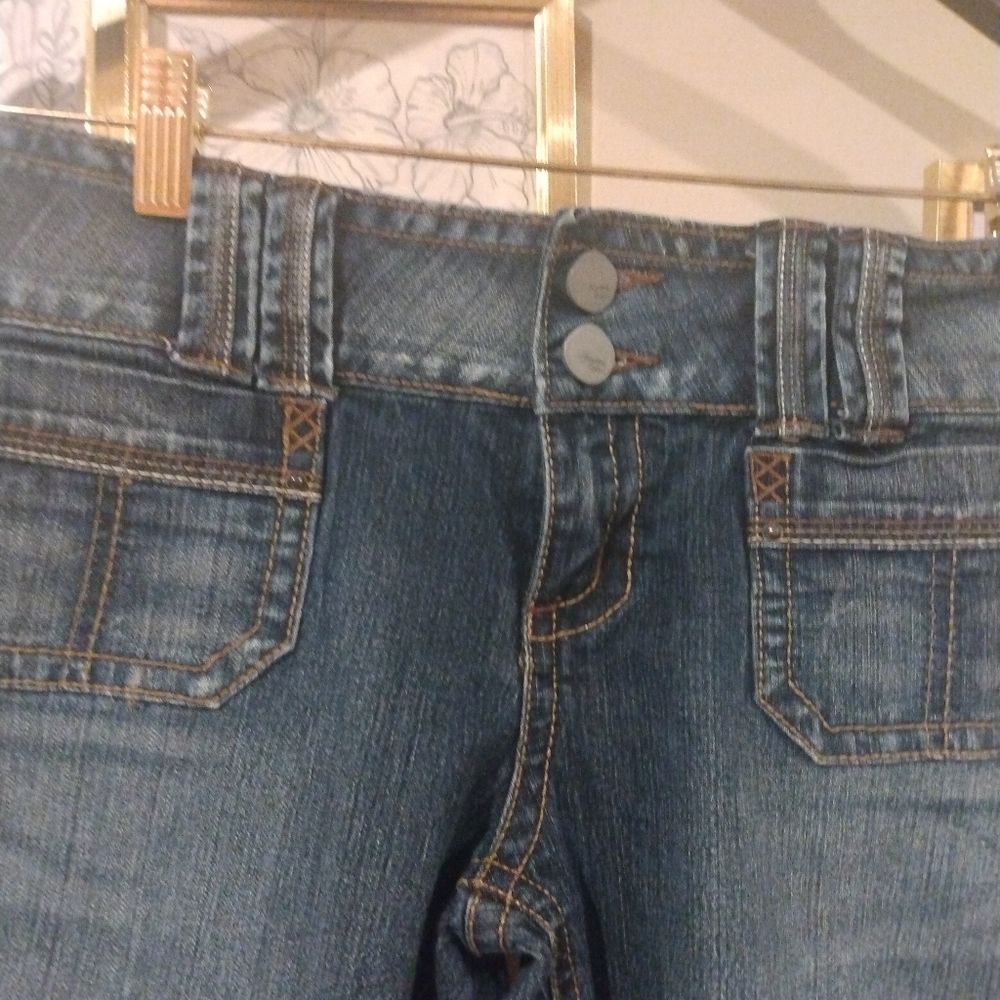 Woman's Capri jeans